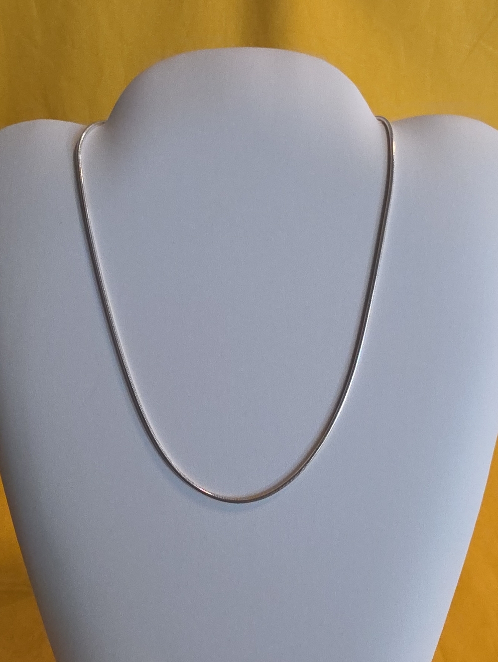Beautiful Sterling Silver Rounded Snake Chain Necklace ▪︎ Marked 925 Italy 📿